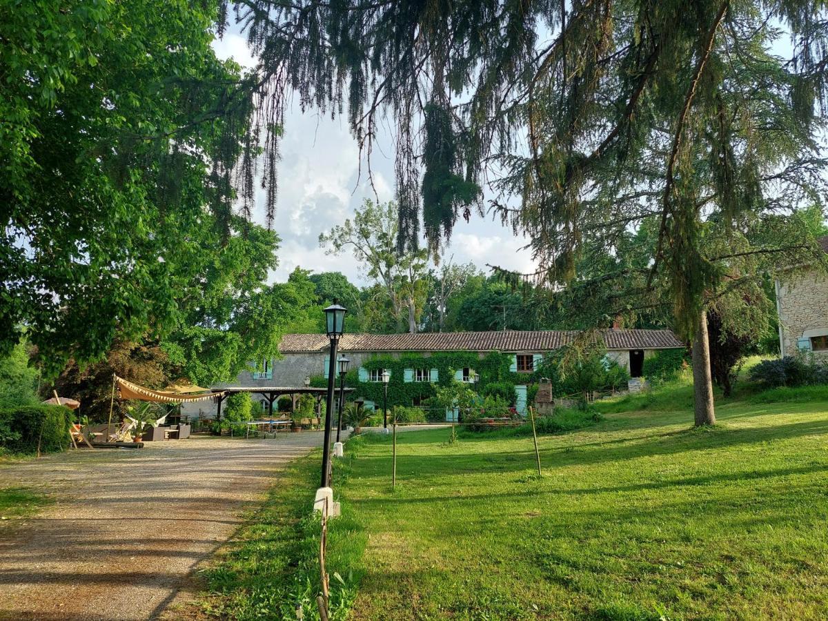 Bed and Breakfast Moulin De Monpoisson Le Puy Zewnętrze zdjęcie